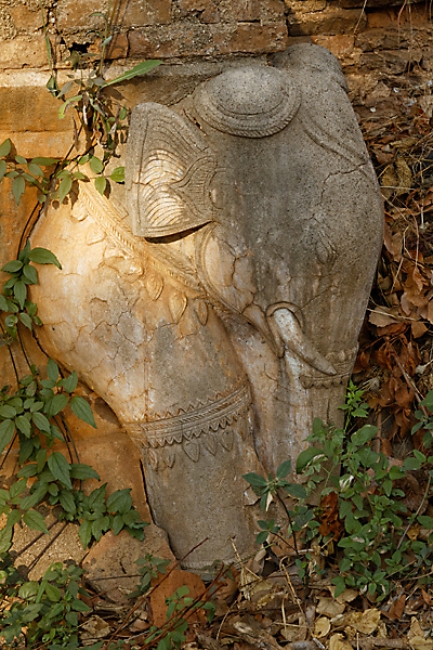 Inlé-Paya Shwe Inthein-021